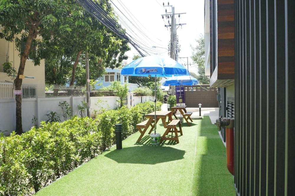 Hotel Q Space 2*