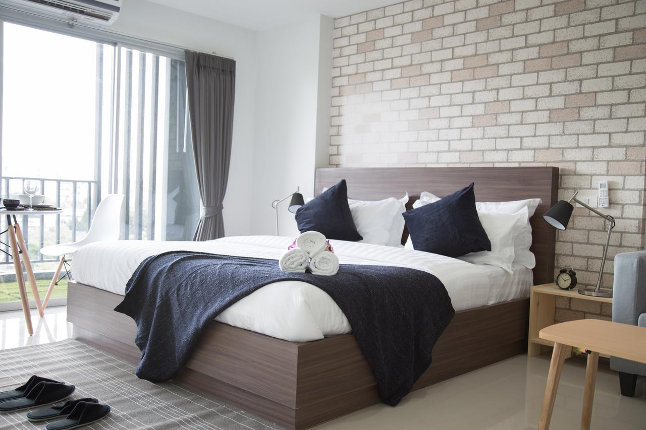 Q Space Hotel 2*